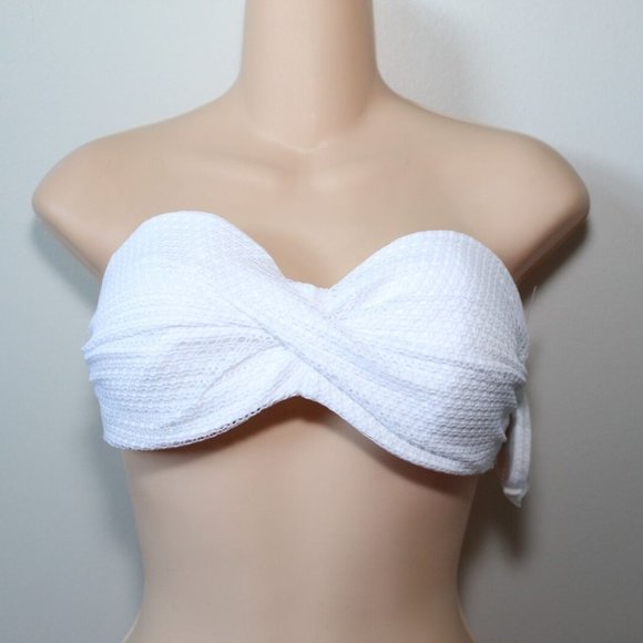 Victoria's Secret Other - NWT Victoria's Secret Crochet Strapless Bikini Top White Women's 36C H13309